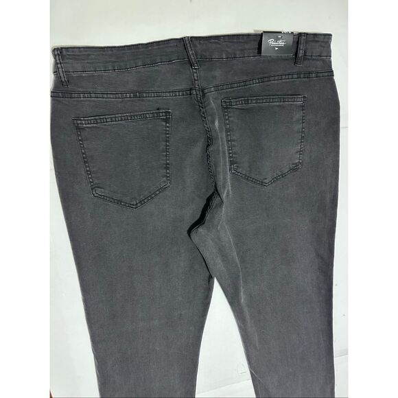 Primitive Skateboarding Jeans Men’s 42x30 Straight Fit Denim Washed Grey NEW - Picture 5 of 13